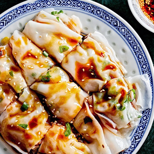 Cantonese Steamed Rice Rolls